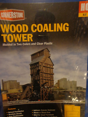 Walthers Cornerstone HO #2922 Wood Coaling Tower (Kit)